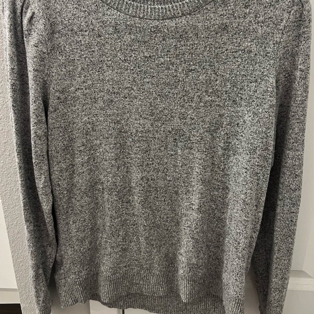 Women’s Sweater